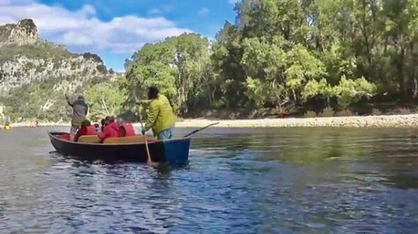 Hebergements Des Posas Sampzon 外观 照片