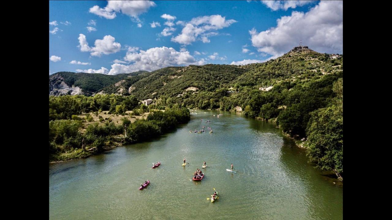 Hebergements Des Posas Sampzon 外观 照片